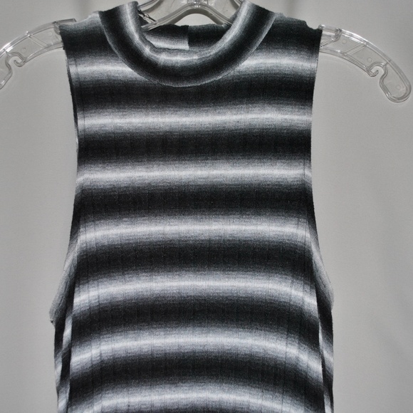 Ombre Striped Maxi Dress - Picture 2 of 5